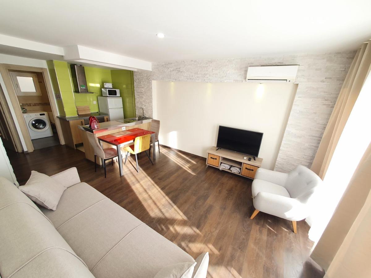 Apartament Piso Familiar *