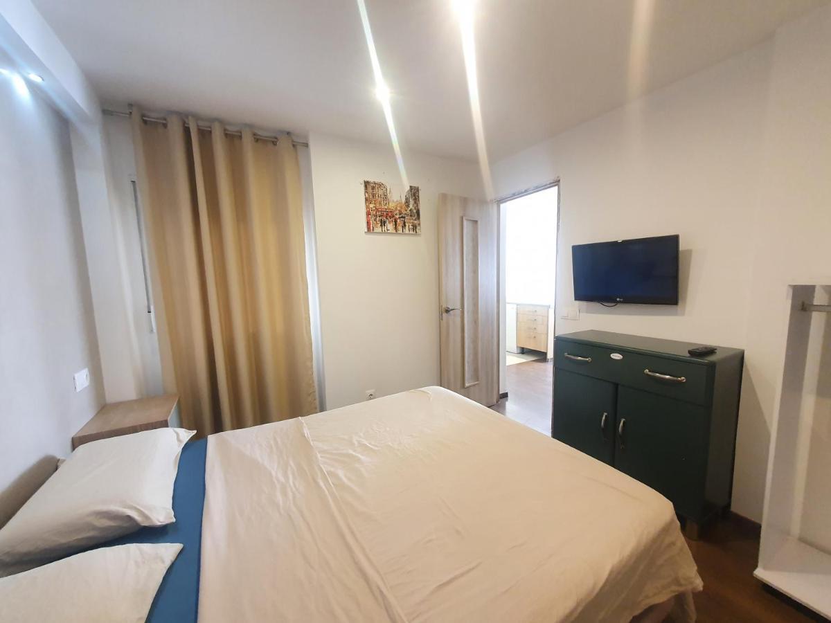 Apartament Piso Familiar *